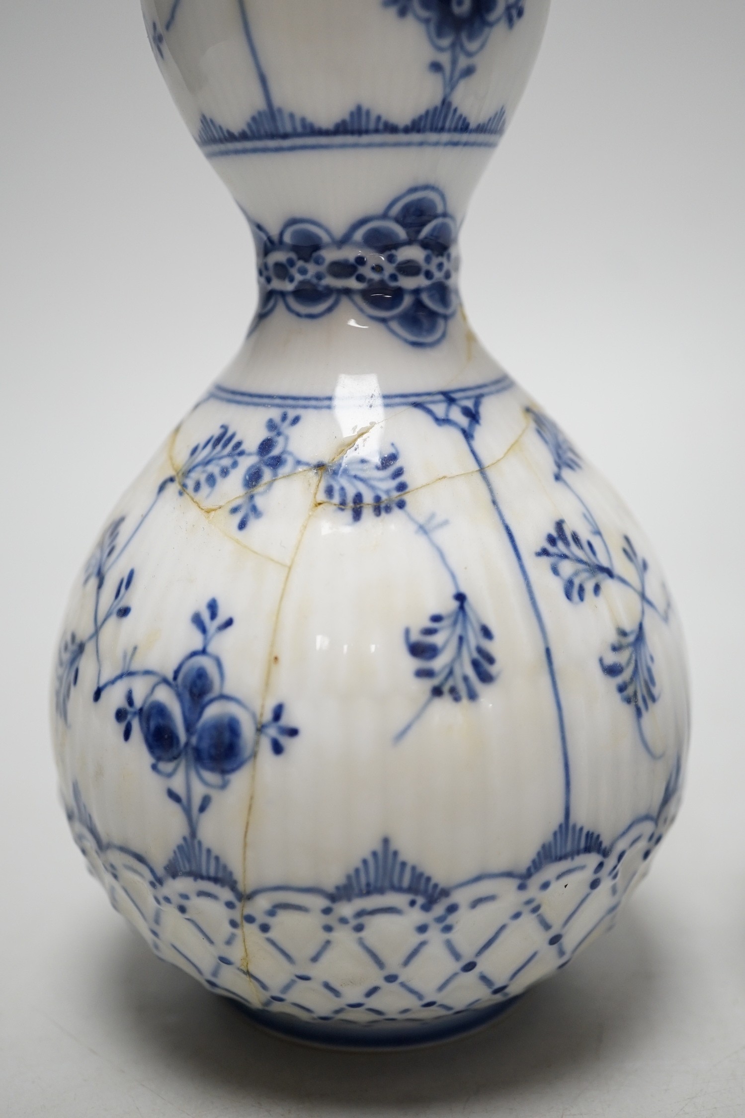A pair of Royal Copenhagen onion pattern vases, 17cm